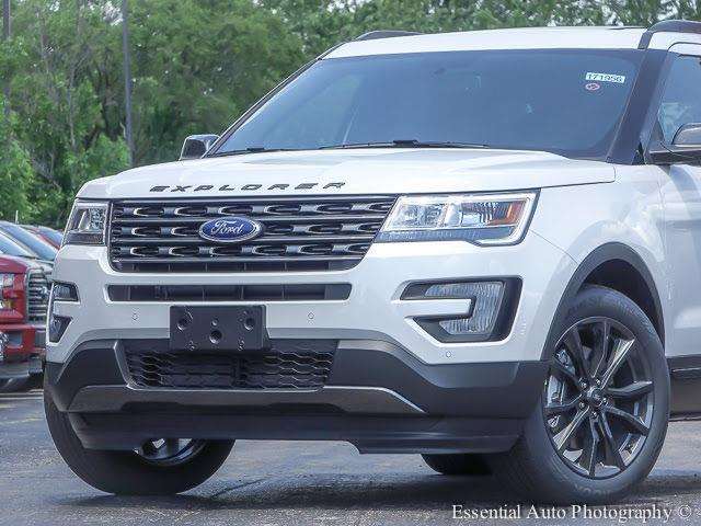 Ford Explorer 2017 photo 1